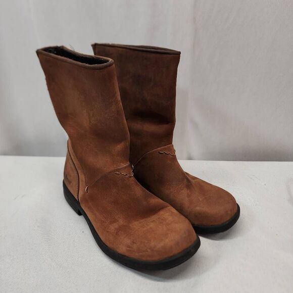 L.L. Bean Women's 6.5 Brown Leather Weatherproof Slip-On Boots Winter Boots - Picture 1 of 10